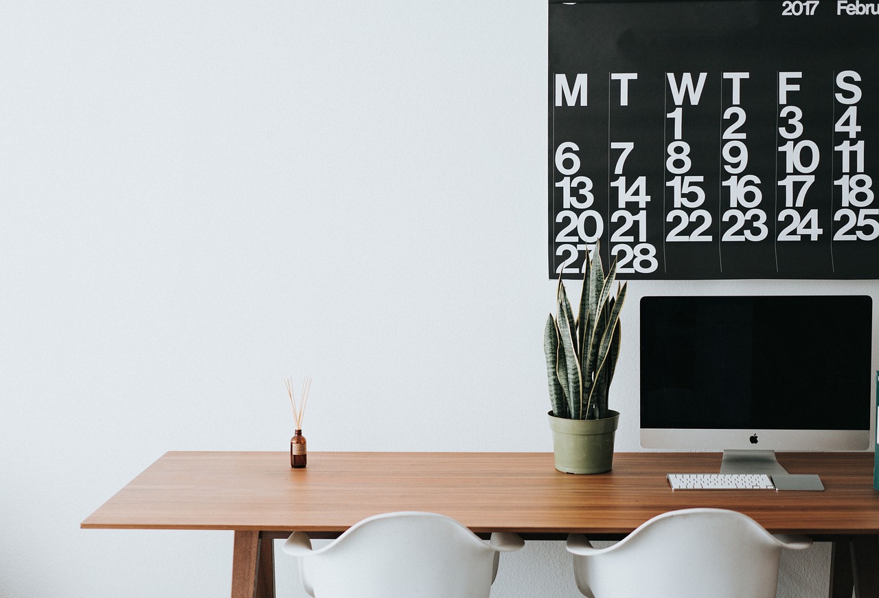 découvrez comment organiser votre emploi du temps avec un calendrier efficace. conseils pratiques, outils en ligne et astuces pour mieux gérer vos activités au quotidien.