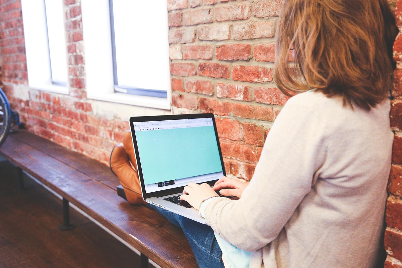 découvrez le rôle et les responsabilités du comité d'entreprise, un organe clé pour représenter les salariés, défendre leurs intérêts et favoriser le dialogue social au sein de l'entreprise.